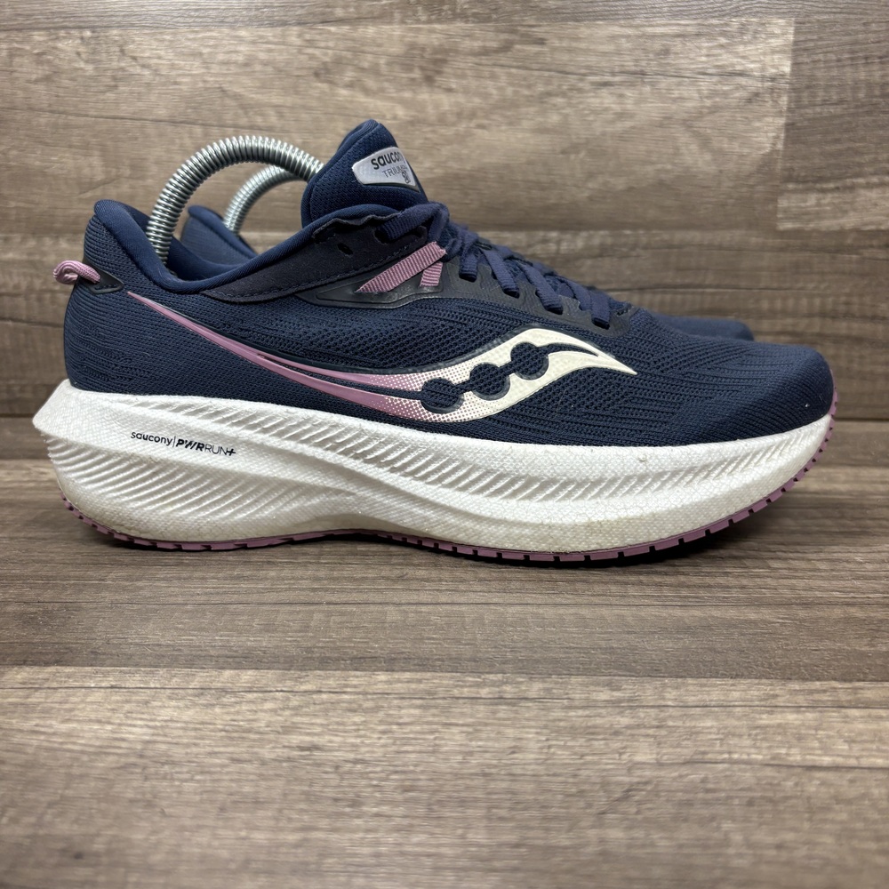 Saucony Triumph 21 Blue Womens US Size 9.5 EUR 41 S10881-105 Running Shoes
